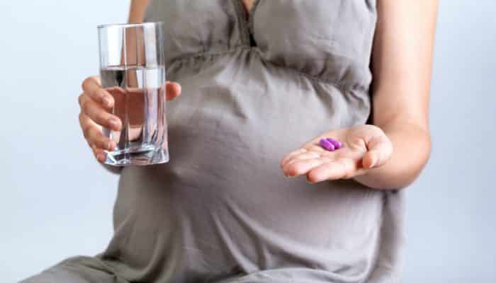 Можно ли пить таблетки при беременности